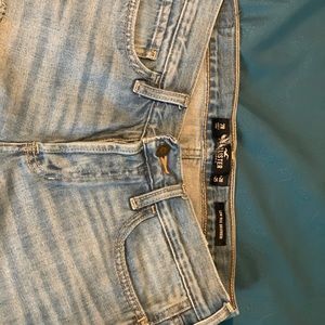 HOLLISTER MOM JEANS